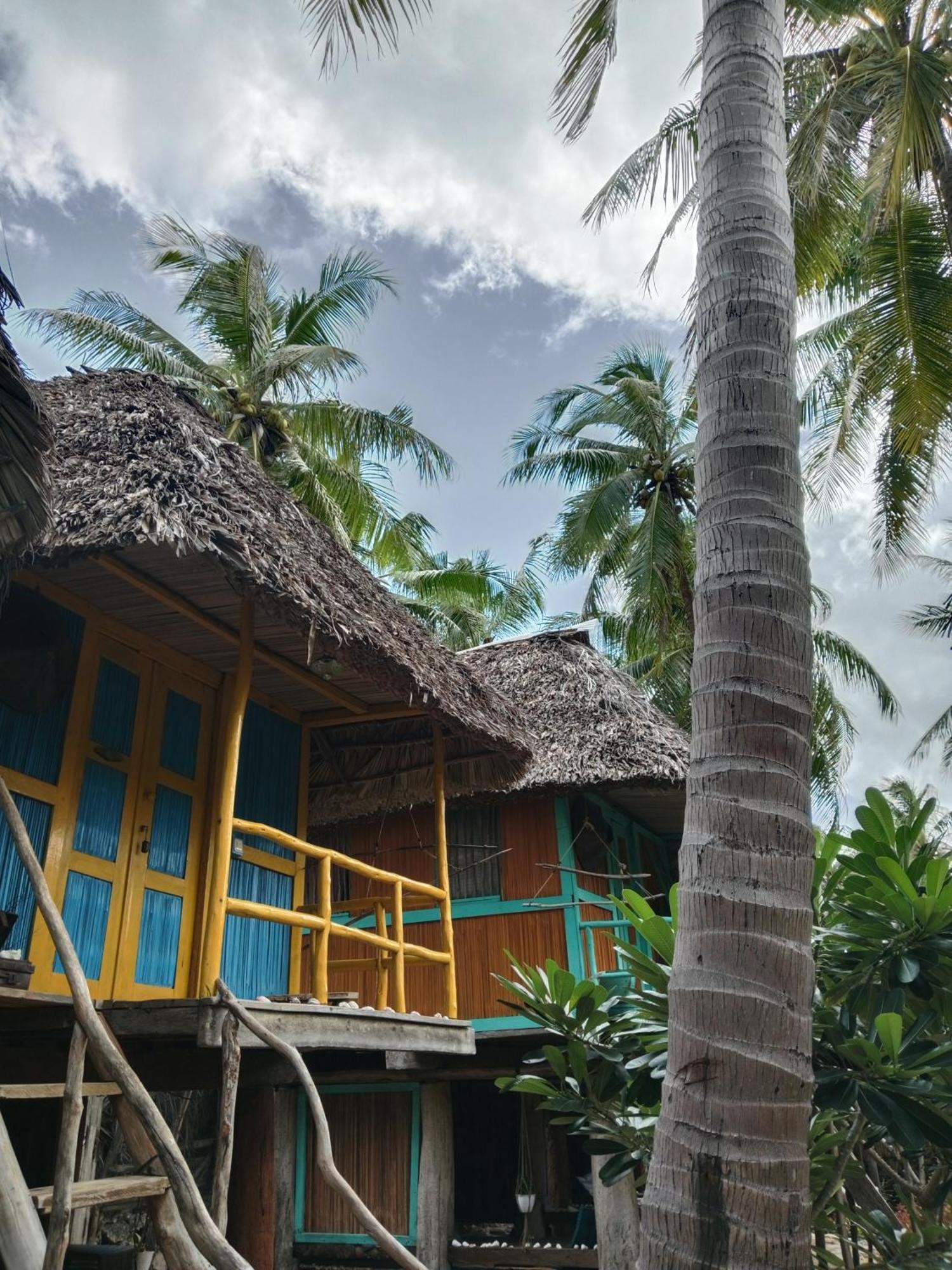Cocokabanasrote Apartment Nembrala Ngoại thất bức ảnh
